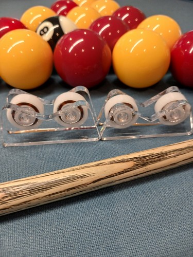 Cue rollers straightness - cue,